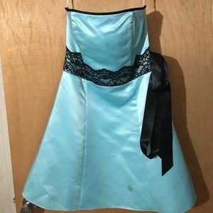 Jessica McClintoc 9/10 dress, Tiffany blue